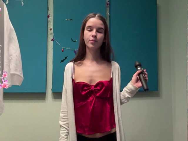 JuicyCutie live cam on BongaCams