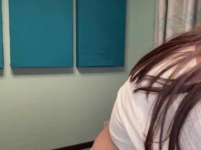 JuicyCutie live cam preview