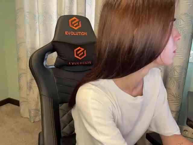 JuicyCutie webcam