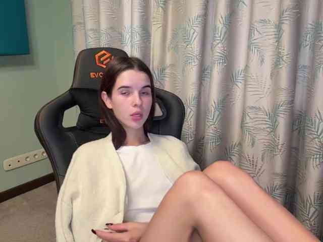 JuicyCutie webcam