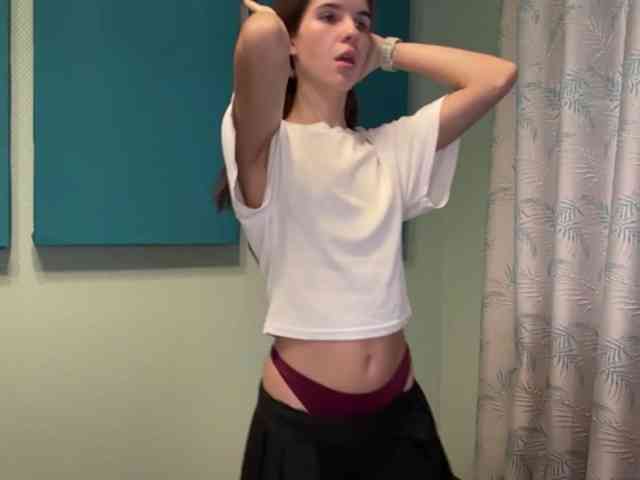JuicyCutie webcam