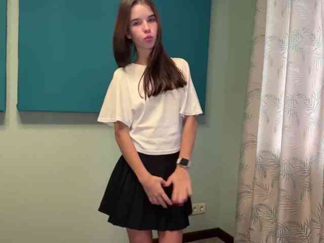JuicyCutie webcam