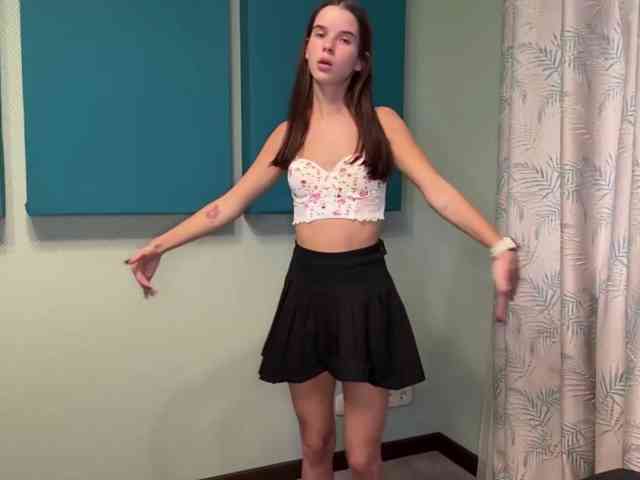JuicyCutie webcam