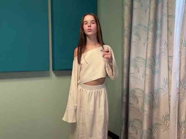 JuicyCutie webcam