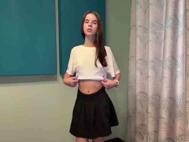 JuicyCutie webcam