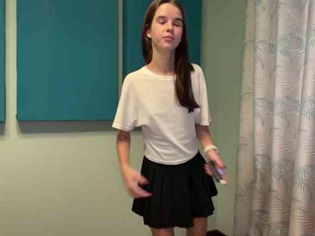JuicyCutie webcam