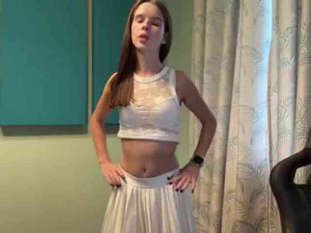 JuicyCutie webcam