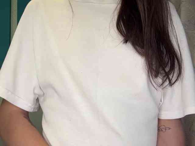 JuicyCutie webcam