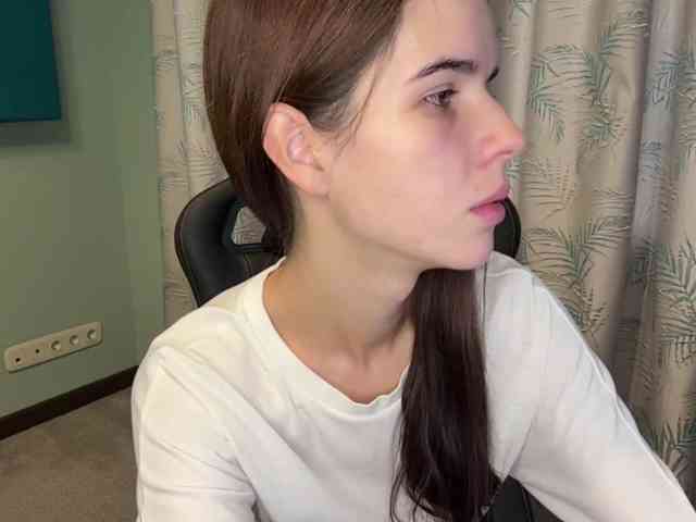 JuicyCutie webcam