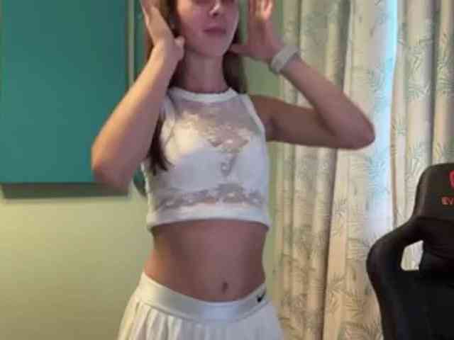 JuicyCutie webcam