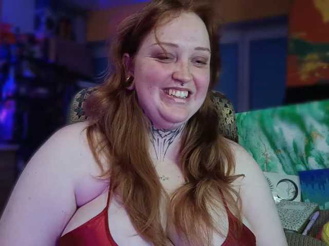 CURVYSAKURA live cam on BongaCams
