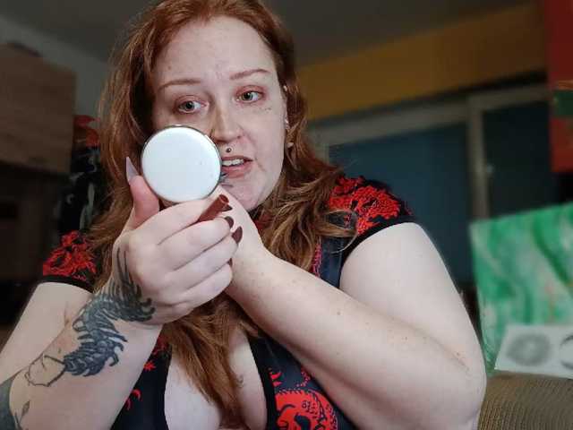 CURVYSAKURA live cam on BongaCams