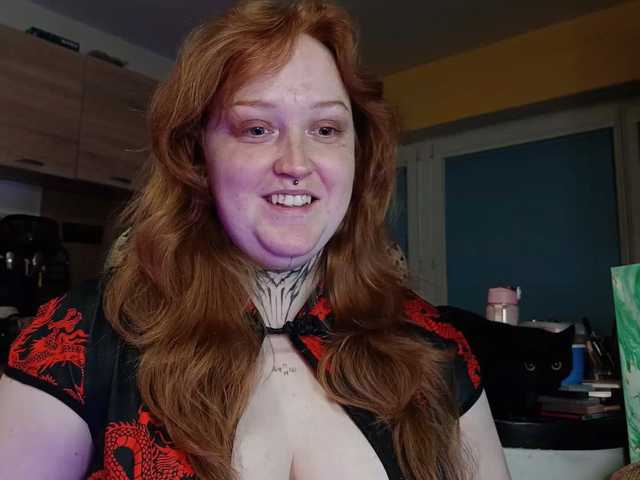 CURVYSAKURA, live now on BongaCams