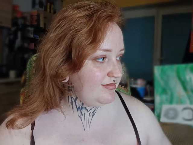 CURVYSAKURA
