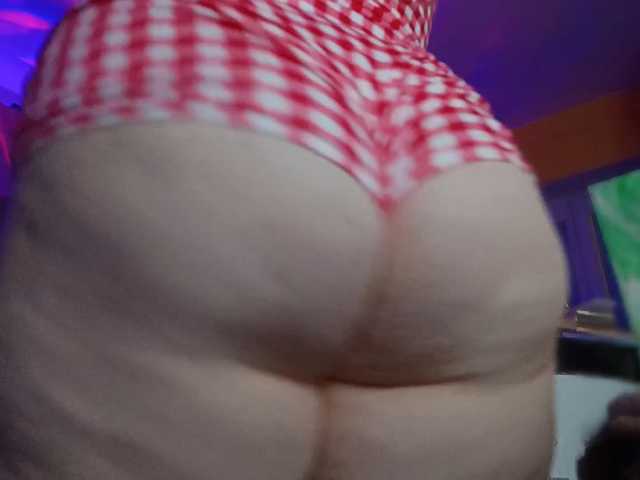 CURVYSAKURA