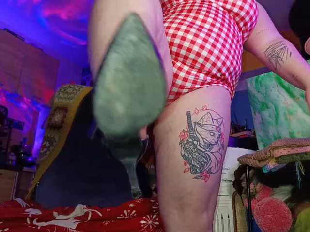 CURVYSAKURA live cam on BongaCams