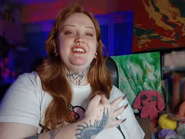 CURVYSAKURA live cam on BongaCams
