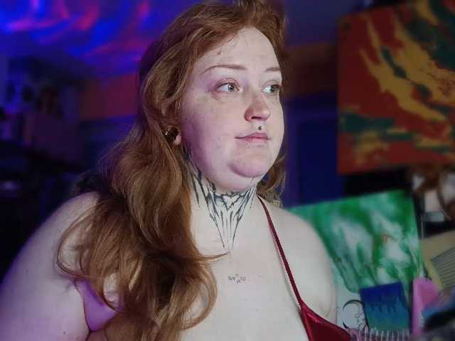CURVYSAKURA live cam on BongaCams