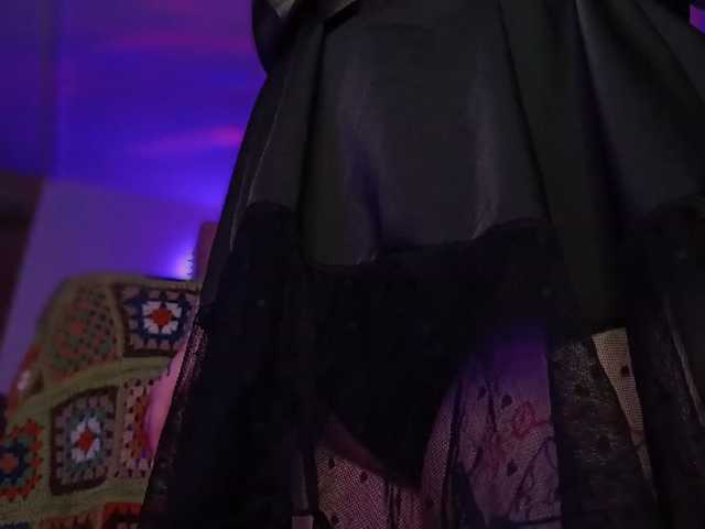 CURVYSAKURA live cam on BongaCams