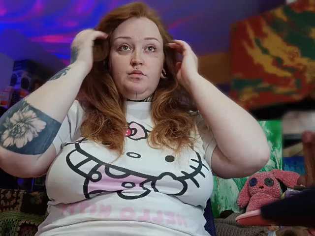 CURVYSAKURA