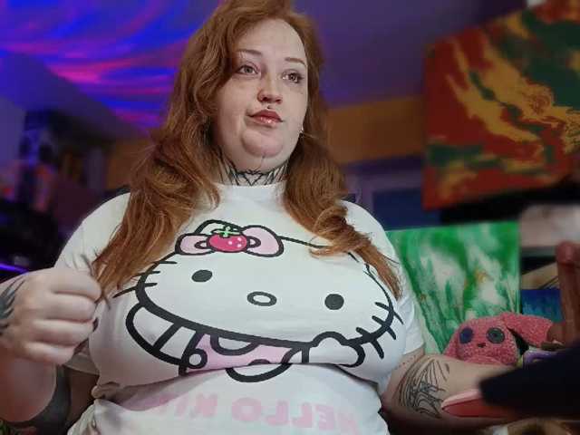 CURVYSAKURA live cam on BongaCams