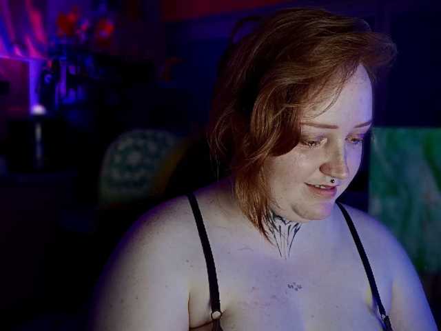 CURVYSAKURA