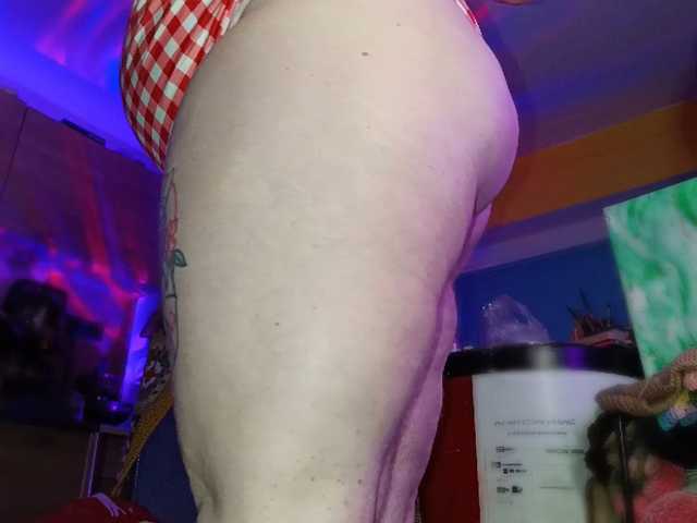 CURVYSAKURA