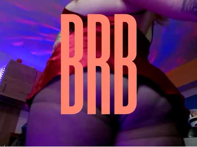 CURVYSAKURA, en directo ahora en BongaCams