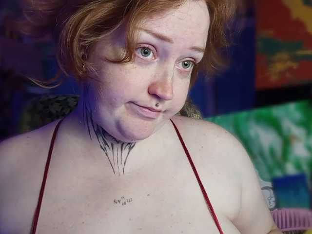 CURVYSAKURA, en vivo ahora en BongaCams