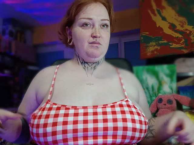 CURVYSAKURA live cam on BongaCams