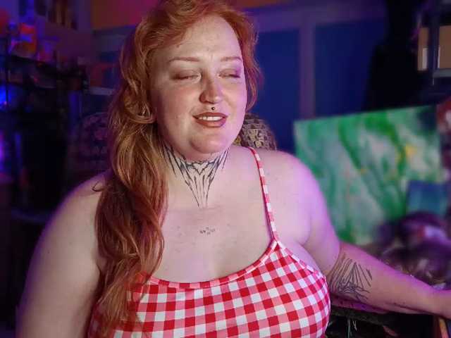 CURVYSAKURA live cam on BongaCams
