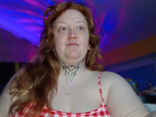 CURVYSAKURA
