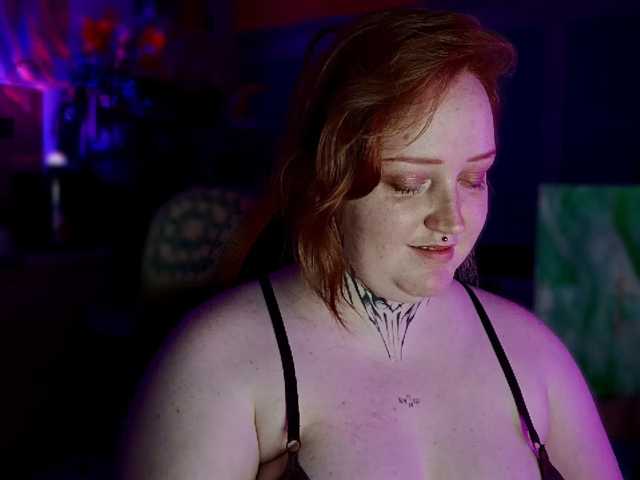 CURVYSAKURA