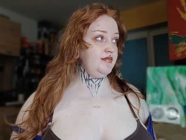 CURVYSAKURA
