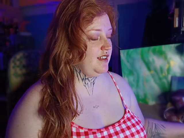 CURVYSAKURA live cam on BongaCams