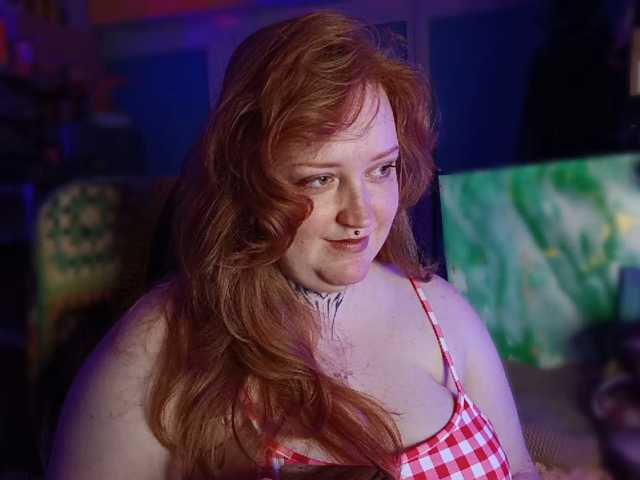 CURVYSAKURA