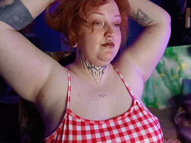 CURVYSAKURA live cam on BongaCams