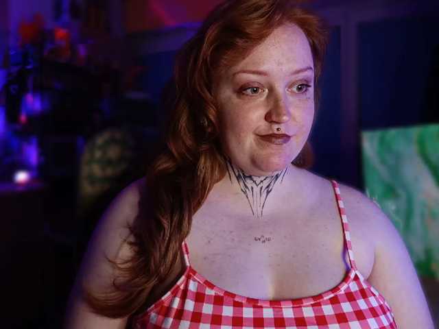 CURVYSAKURA live cam on BongaCams