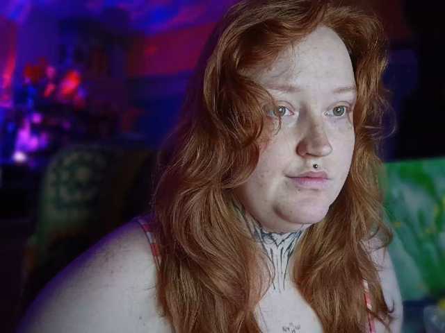 CURVYSAKURA live cam on BongaCams