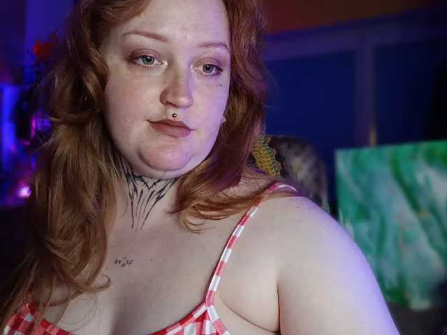 CURVYSAKURA live cam on BongaCams