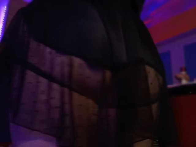CURVYSAKURA live cam on BongaCams