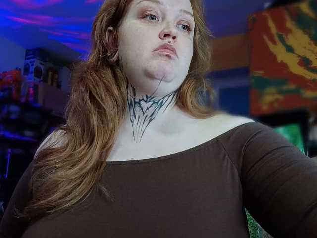 CURVYSAKURA live cam on BongaCams