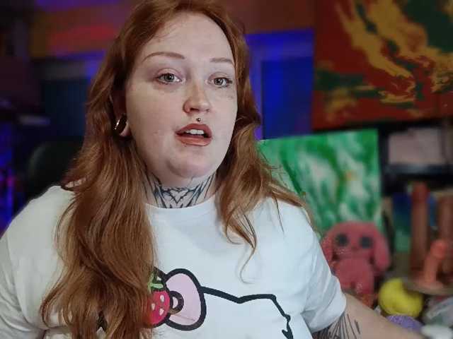 CURVYSAKURA live cam on BongaCams