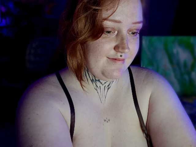 CURVYSAKURA
