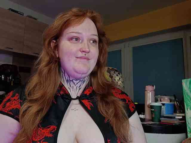 CURVYSAKURA