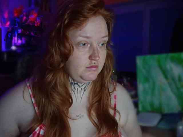 CURVYSAKURA's webcam live show
