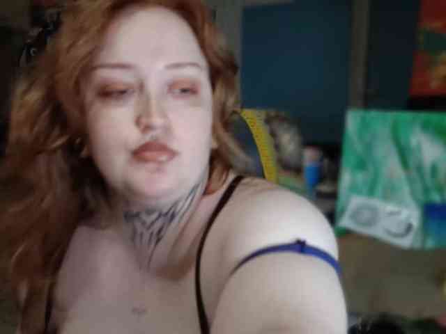 CURVYSAKURA