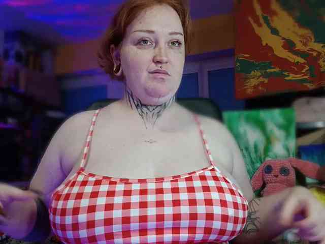 CURVYSAKURA