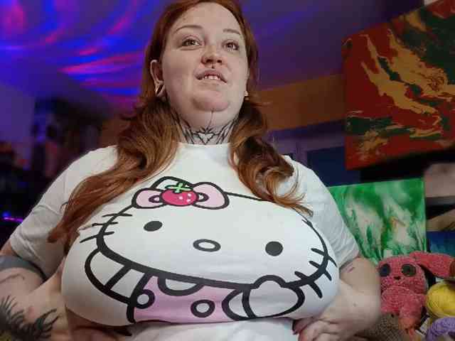 CURVYSAKURA