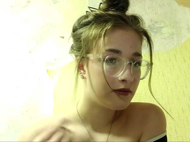 millywowa live cam on BongaCams